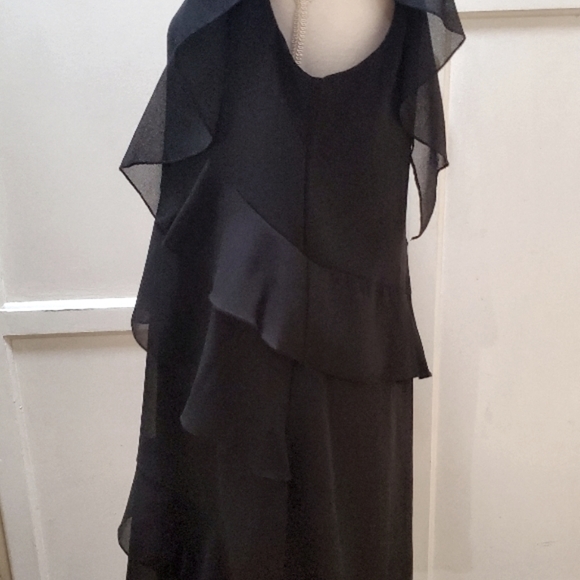 GLAMOUR by Gabriella Sky Women's Tiered Embellished Ruffle Dress - Picture 5 of 12